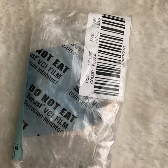 J Crew Bracelet, gold color - Picture 4 of 4